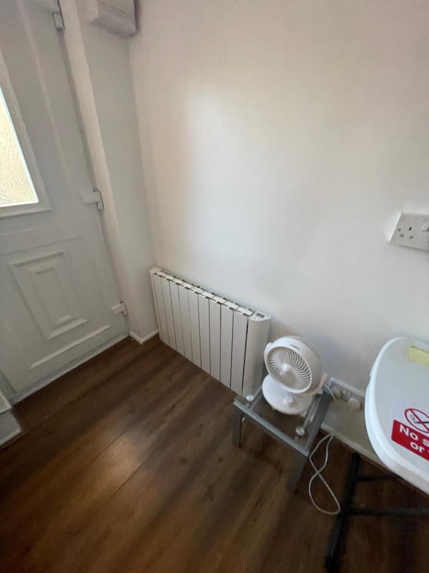 Thamesmead  Fantastic Studio, Private Bathroom And Mini Kitchen. מראה חיצוני תמונה